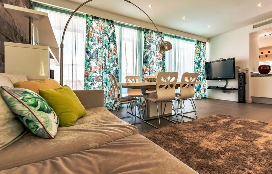Comfortable modern villa with private heated pool