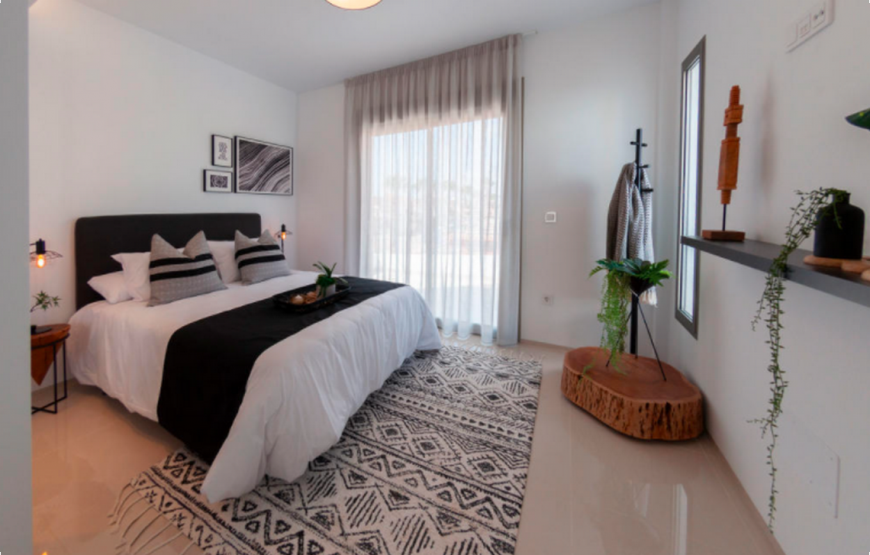 Contemporary Detached 3 Bedroom Villa