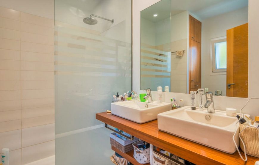 Villa within walking distance of the beach of Sa Caleta