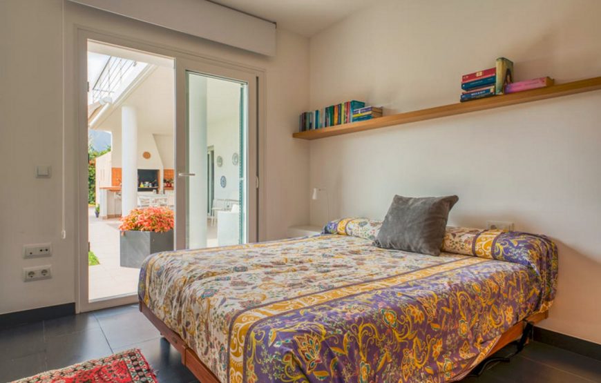 Villa within walking distance of the beach of Sa Caleta