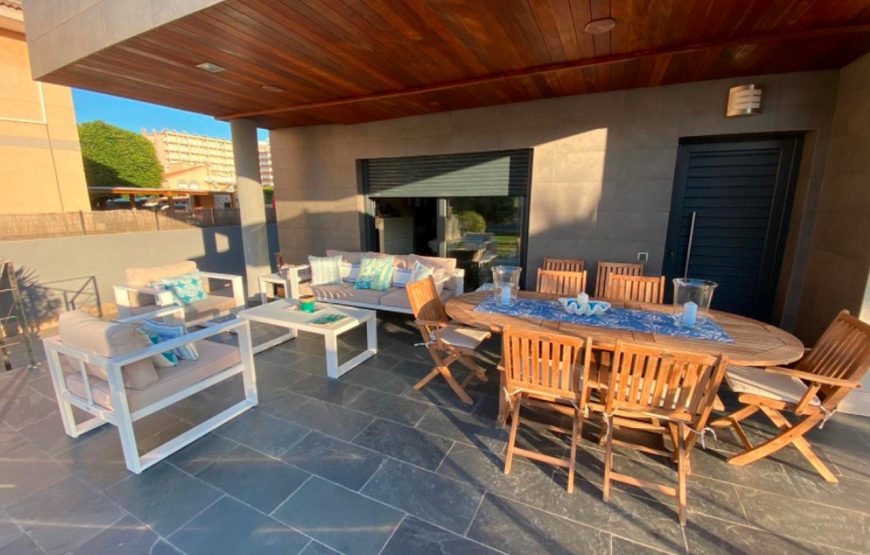Villa near the best beaches with golden sand and crystal clear waters