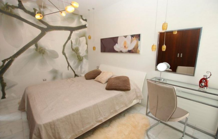 Villa 5 minutes walk from El Duque beach