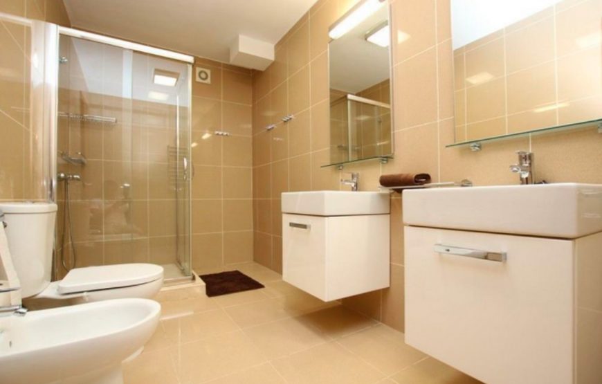 Villa 5 minutes walk from El Duque beach