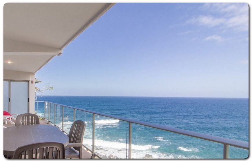 Beautiful beach villa with exceptional views