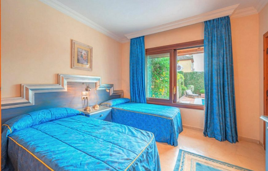 Modern villa El Presidente only 250 m from the beach