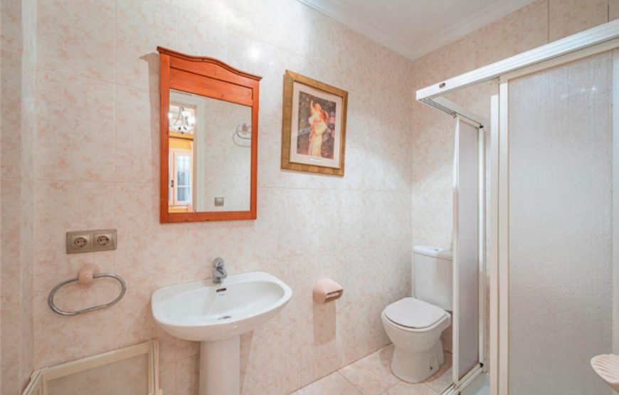 Modern villa El Presidente only 250 m from the beach