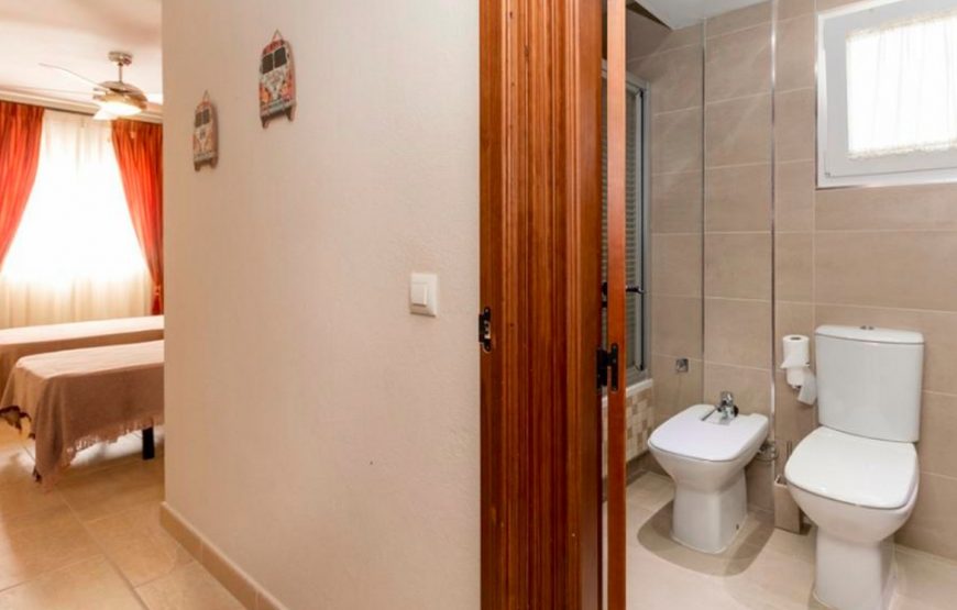 Semi-detached villa of 4bedrooms with private pool