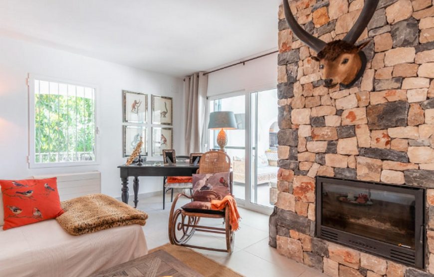 Beautiful villa with a contemporary Ibizan style
