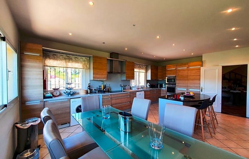 Nice villa that puts everything at your fingertips