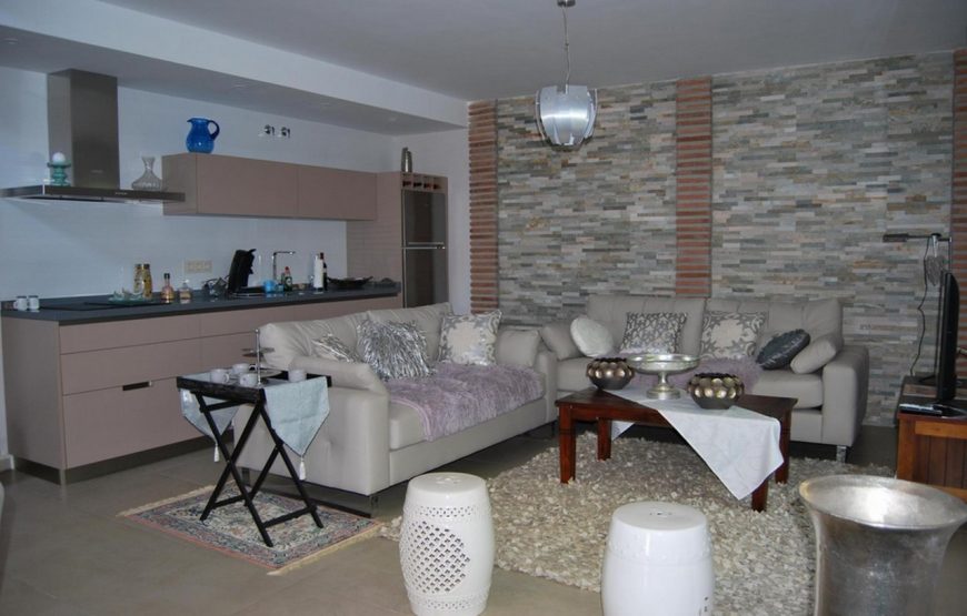 Villa with heated pool, jacuzzi and sea views