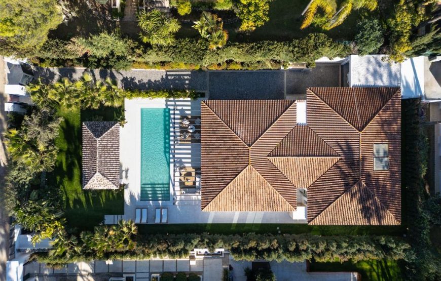 4 bedroom luxury Villa in Marbella, Andalusia