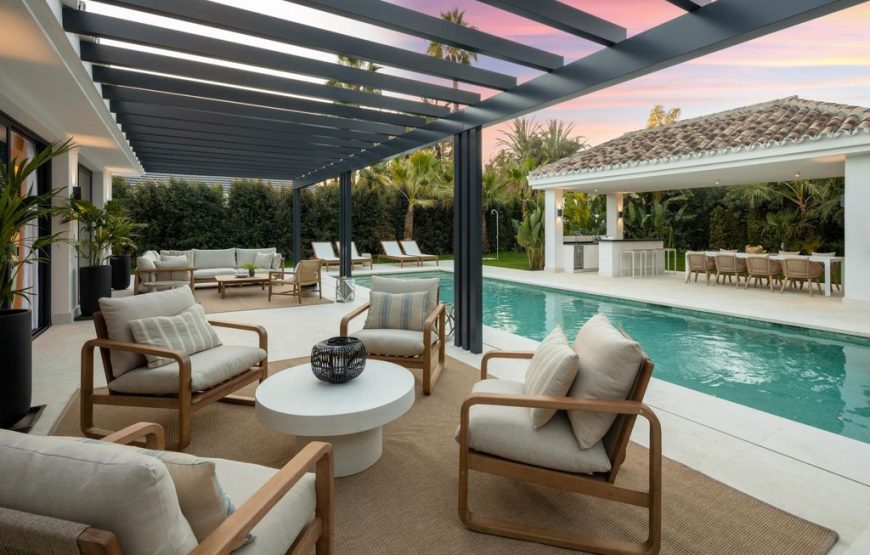 4 bedroom luxury Villa in Marbella, Andalusia