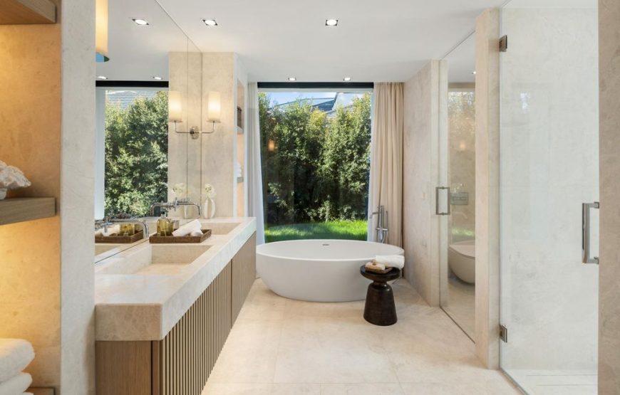 4 bedroom luxury Villa in Marbella, Andalusia