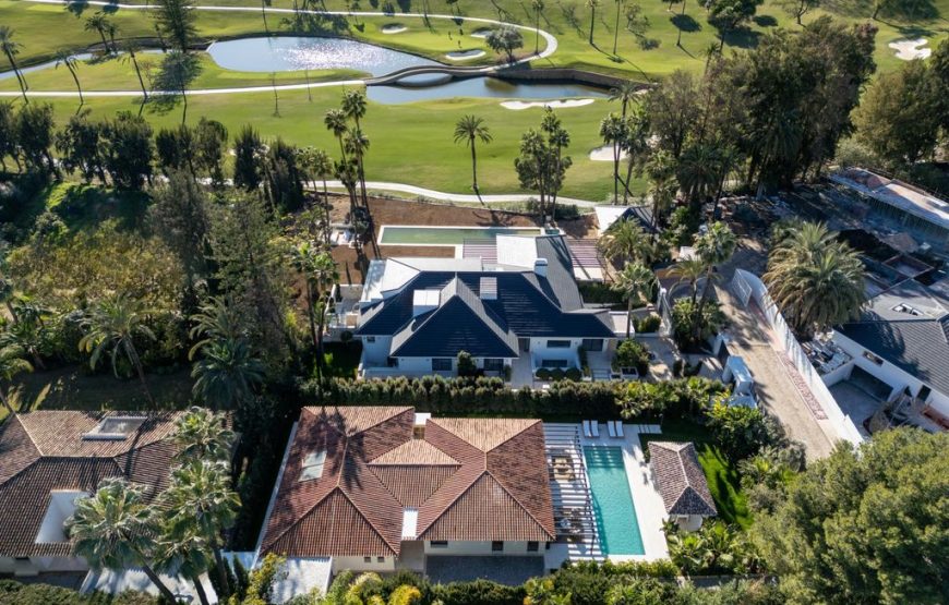 4 bedroom luxury Villa in Marbella, Andalusia