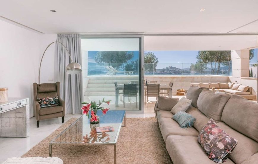 Luxury Flat in Playa de Talamanca, Spain