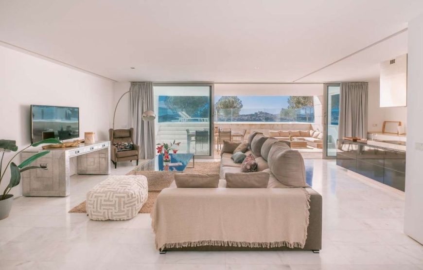 Luxury Flat in Playa de Talamanca, Spain
