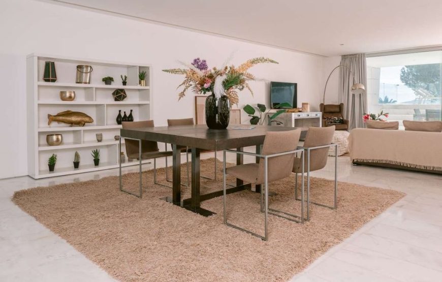 Luxury Flat in Playa de Talamanca, Spain