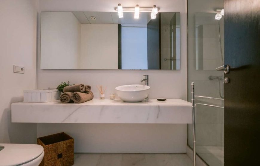 Luxury Flat in Playa de Talamanca, Spain